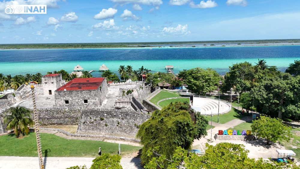 Fuerte de San Felipe y Laguna en Bacalar